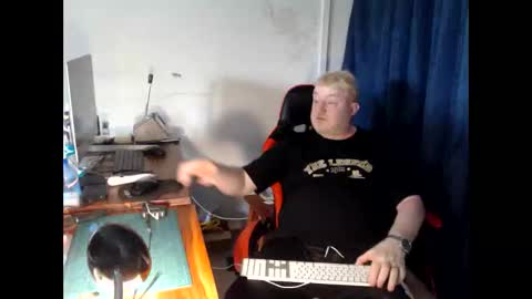 Tom Delaney online show from 05-20-26, 04:29