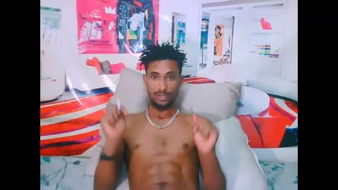 Snapshot of eroticpoison69 chatting on 02-12-26, 04:46 Liam online show from 02-12-26, 04:46