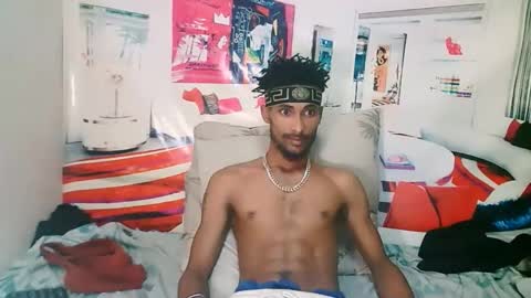 Snapshot of eroticpoison69 chatting on 03-01-26, 05:48 Liam online show from 03-01-26, 05:48