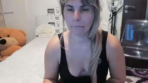 eroticsensualkitty4u online show from 11-27-25, 01:57