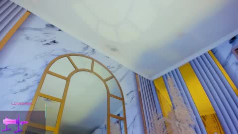 TINY  online show from 02-12-25, 04:01