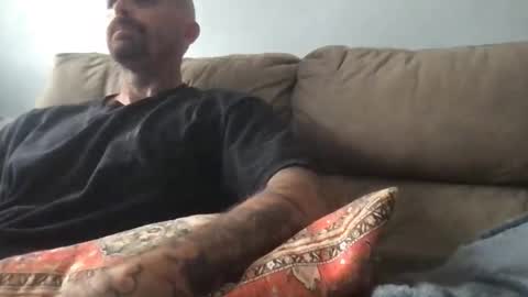 Snapshot of errock87 chatting on 02-19-26, 05:53 Erik McCarthy online show from 02-19-26, 05:53