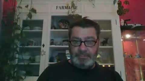 Snapshot of erwin1966 chatting on 01-16-25, 12:12 Erwins room welcome sound on online show from 01-16-25, 12:12