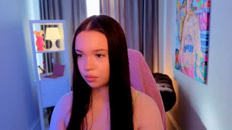 Snapshot of erynel chatting on 06-22-26, 01:41 Silvia online show from 06-22-26, 01:41