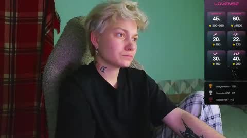 Snapshot of esajukyy chatting on 12-30-24, 01:03 esajukyy online show from 12-30-24, 01:03