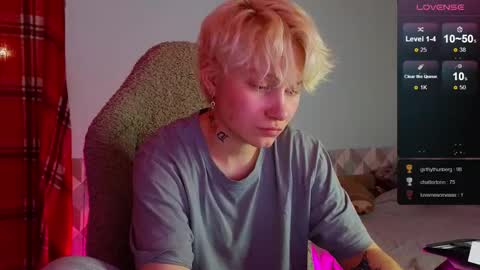 Snapshot of esajukyy chatting on 02-28-25, 04:53 esajukyy online show from 02-28-25, 04:53