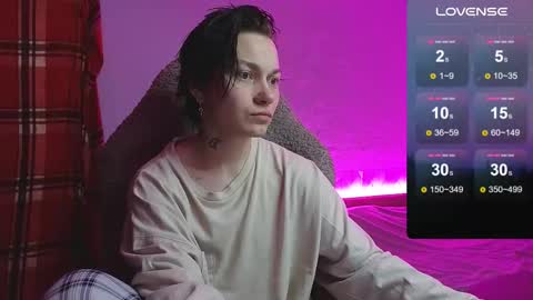 Snapshot of esajukyy chatting on 10-24-25, 11:50 esajukyy online show from 10-24-25, 11:50