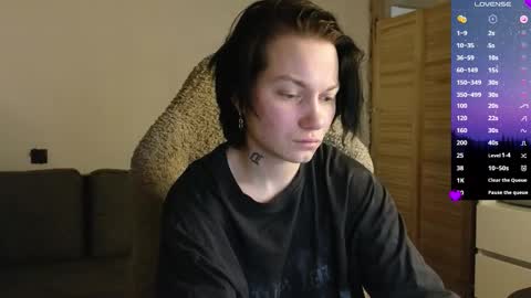 esajukyy online show from 02-25-26, 04:27