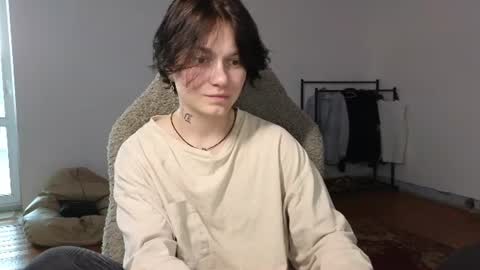 Snapshot of esajukyy chatting on 07-09-26, 02:21 esajukyy online show from 07-09-26, 02:21