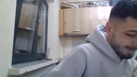 Snapshot of eshanu chatting on 02-22-26, 09:24 eshanu online show from 02-22-26, 09:24