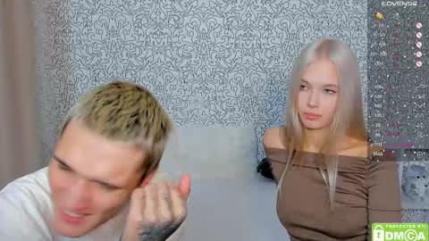 Snapshot of eshcka chatting on 10-31-25, 02:29 Megan and Brad online show from 10-31-25, 02:29