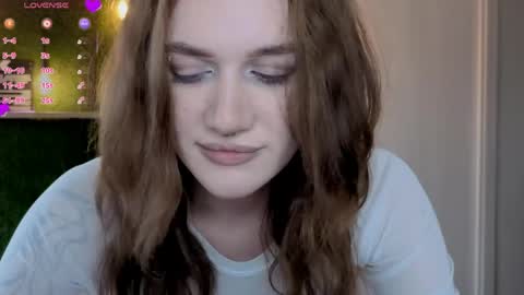 EshleGreen online show from 04-11-26, 02:32