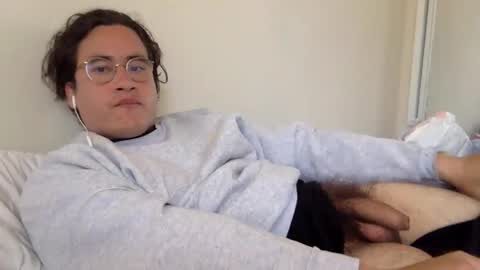 esiiiiiiiiis online show from 05-21-26, 06:48