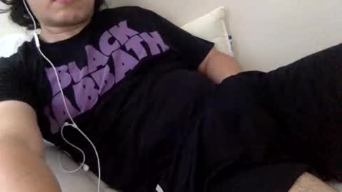 Snapshot of esiiiis chatting on 01-12-26, 10:15 esiiis online show from 01-12-26, 10:15