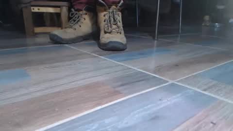 Eskela911 online show from 12-25-24, 02:25