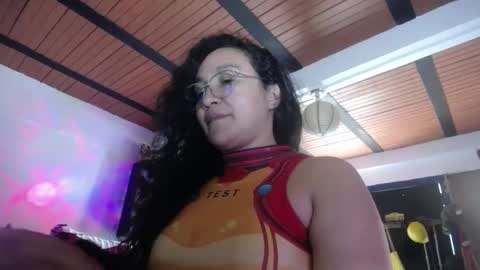 Eskela911 online show from 01-16-25, 04:18