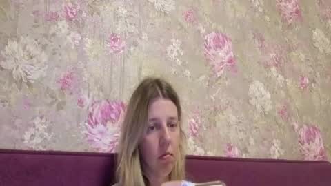 Snapshot of esma347866 chatting on 07-09-26, 09:41 esma347866 online show from 07-09-26, 09:41