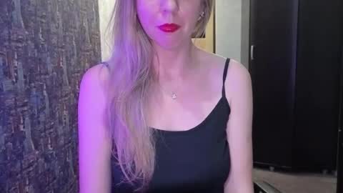 Snapshot of esma347866 chatting on 07-15-26, 05:51 esma347866 online show from 07-15-26, 05:51