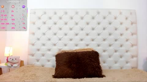 Snapshot of esmeralda_06 chatting on 04-07-26, 04:18 esmeralda online show from 04-07-26, 04:18