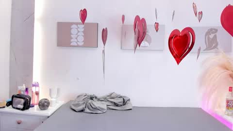 esmeralda online show from 02-15-26, 07:51