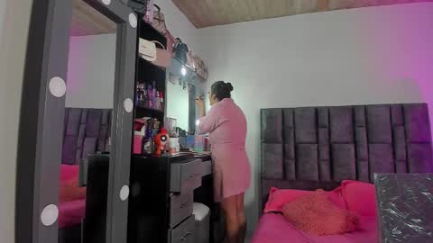 Perla online show from 02-04-26, 04:40