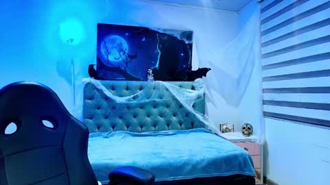 Snapshot of esmeraldachantre chatting on 11-05-25, 11:32 Esmeralda online show from 11-05-25, 11:32