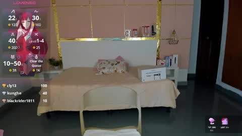 Snapshot of esmeraldalindsey chatting on 01-23-25, 10:01 ESMERALDA online show from 01-23-25, 10:01