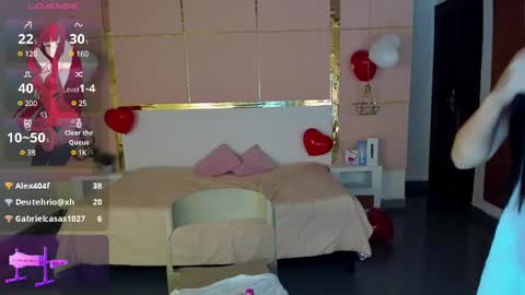 Snapshot of esmeraldalindsey chatting on 02-15-25, 07:27 ESMERALDA online show from 02-15-25, 07:27