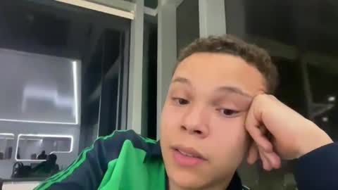 espchico online show from 10-25-25, 06:35