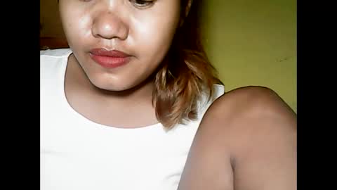 Snapshot of especialgirl_28 chatting on 12-17-24, 07:15 especialgirl_28 online show from 12-17-24, 07:15