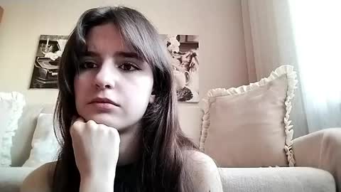 Snapshot of esperanzaskyles chatting on 06-09-26, 05:52 Jenny online show from 06-09-26, 05:52