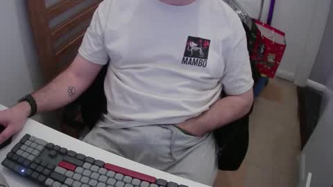 Snapshot of essex_wild chatting on 01-09-26, 10:11 Morph online show from 01-09-26, 10:11