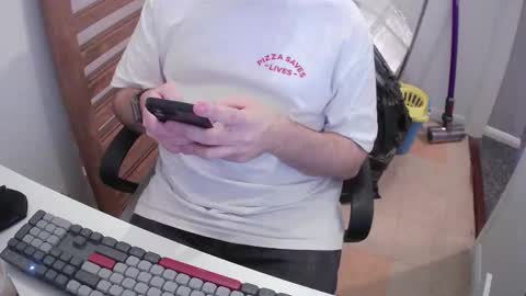 Snapshot of essex_wild chatting on 01-10-26, 07:59 Morph online show from 01-10-26, 07:59