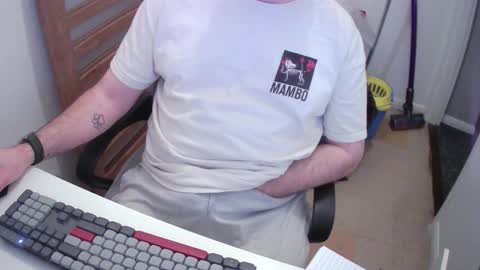 Snapshot of essex_wild chatting on 01-12-26, 09:53 Morph online show from 01-12-26, 09:53