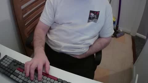 Snapshot of essex_wild chatting on 02-14-26, 08:49 Morph online show from 02-14-26, 08:49