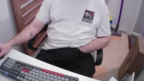 Snapshot of essex_wild chatting on 02-28-26, 08:21 Morph online show from 02-28-26, 08:21