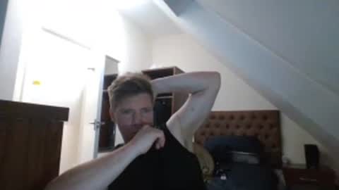 Snapshot of essexlad2022 chatting on 06-11-26, 02:53 essexlad2022 online show from 06-11-26, 02:53