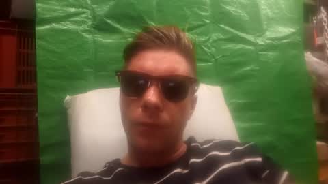 Snapshot of essexlad2022 chatting on 06-26-26, 12:04 essexlad2022 online show from 06-26-26, 12:04
