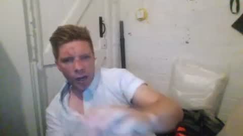 Snapshot of essexlad2022 chatting on 07-05-26, 12:06 essexlad2022 online show from 07-05-26, 12:06