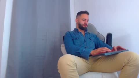 esteban online show from 12-14-24, 12:22