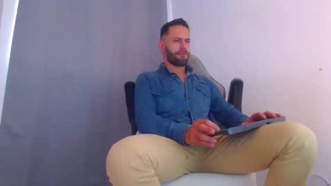 esteban online show from 01-10-25, 07:32