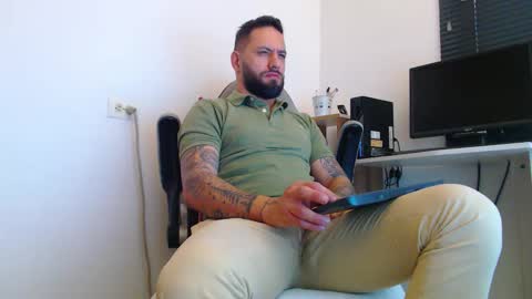 esteban online show from 03-26-26, 03:50