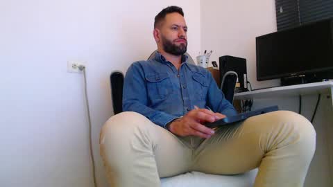 esteban online show from 04-19-26, 06:10