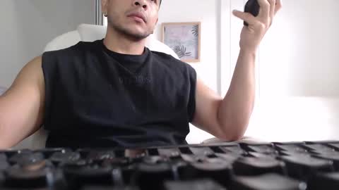 ESTEBAN online show from 02-15-25, 01:05