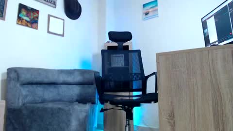 Esteban Fernandez online show from 04-05-26, 05:04