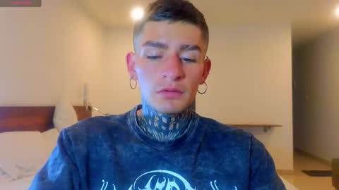 Esteban independent model online show from 05-11-26, 12:16