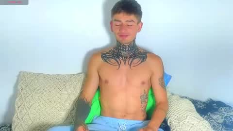Esteban independent model online show from 06-25-26, 07:02