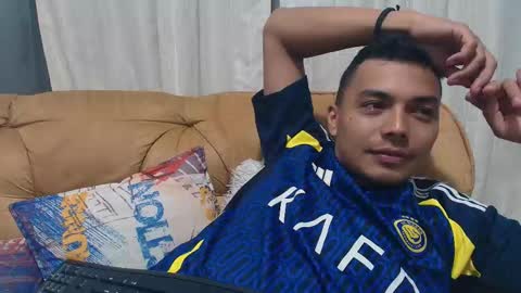 Esteban online show from 11-13-25, 06:23