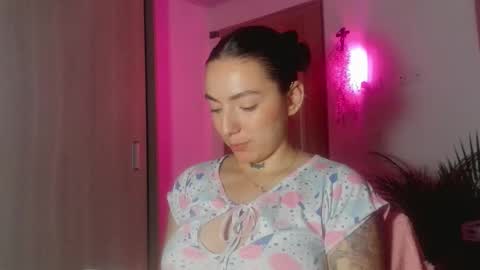 estefa1 online show from 01-07-26, 06:38