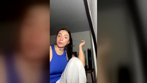 estefa1 online show from 02-18-26, 05:53